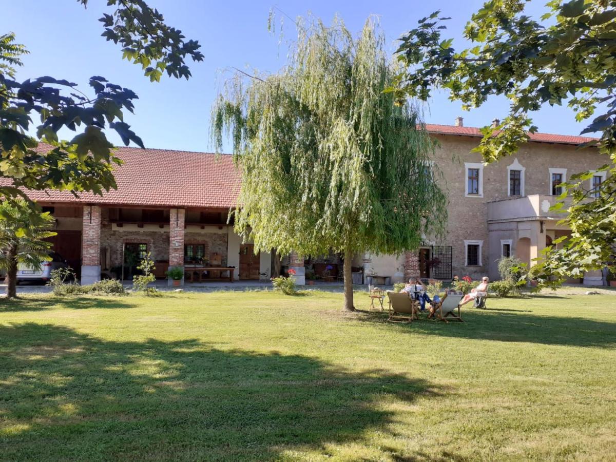 B&B Cascina Dell'Eco Busca Bagian luar foto